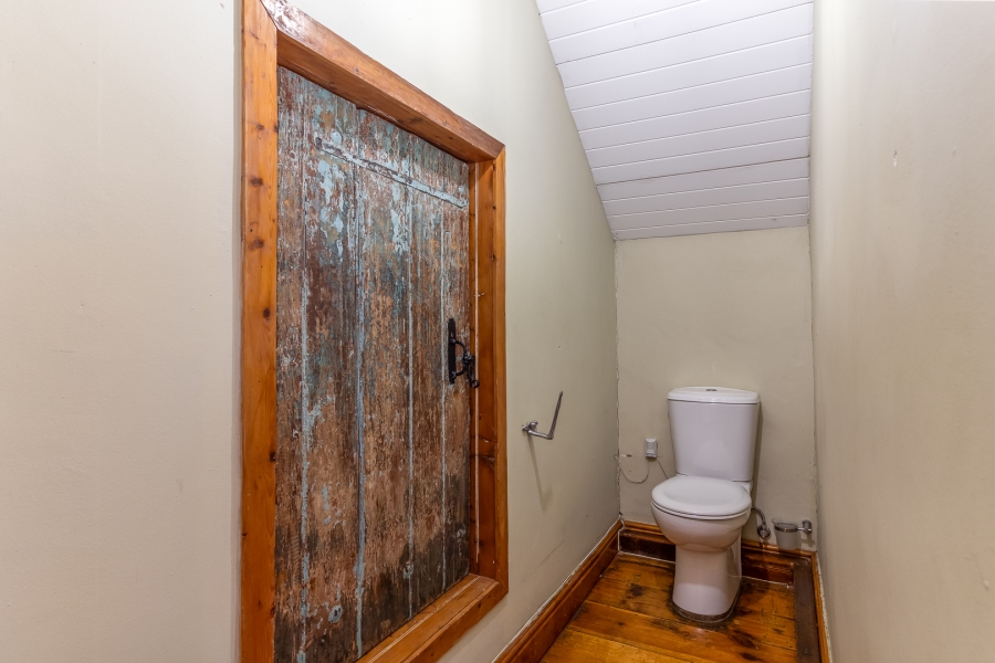 6 Bedroom Property for Sale in Paarl Central Western Cape